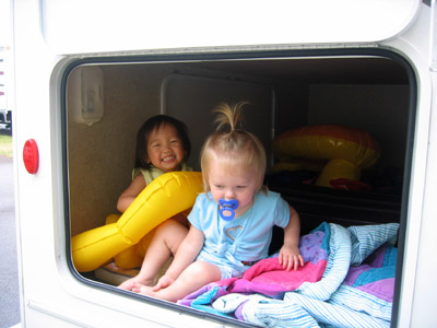 4th stop was at a theme park, just for the night. We did not really pack the girls up in the trunk, they just fit in there while we were unloading